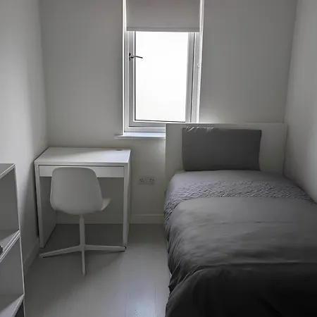 New House, Private In A Peaceful Neighborhood Dublin